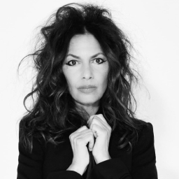 With a new covers LP and a delightful debut novel out at the same time, Susanna Hoffs is thriving